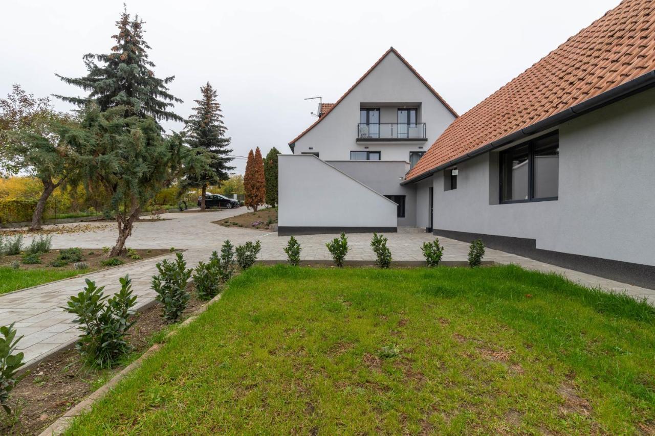 Villa Berc Egerszalók Buitenkant foto